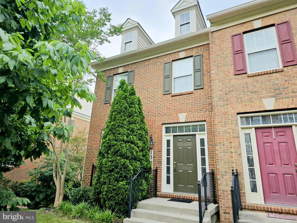 Foto principal - 13019 St Clair Rd