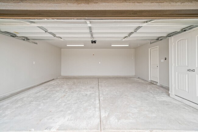 Foto del edificio - 8907 N County Rd 3200