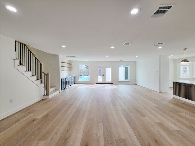 Foto del edificio - 20223 Laurel Lock Dr