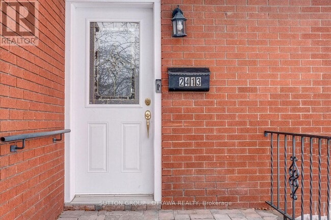 Building Photo - 2413 Ryan Dr