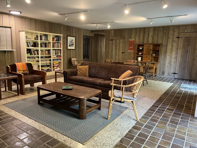 Living/dining room - 5086 Olentangy River Rd