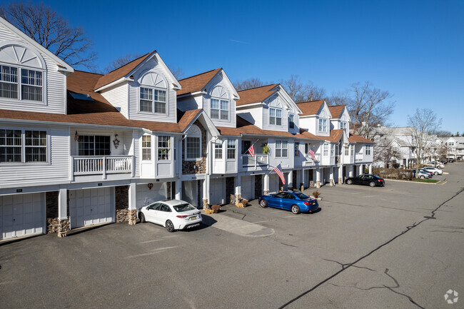 Foto del edificio - Willow Walk Condos