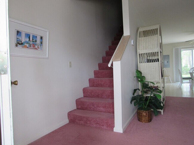 Building Photo - 4063 Grand Bay Ct