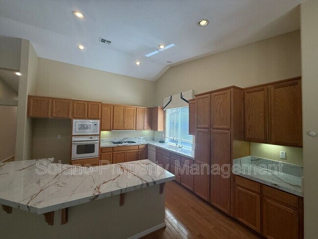 Foto del edificio - 661 Vintage Valley Dr