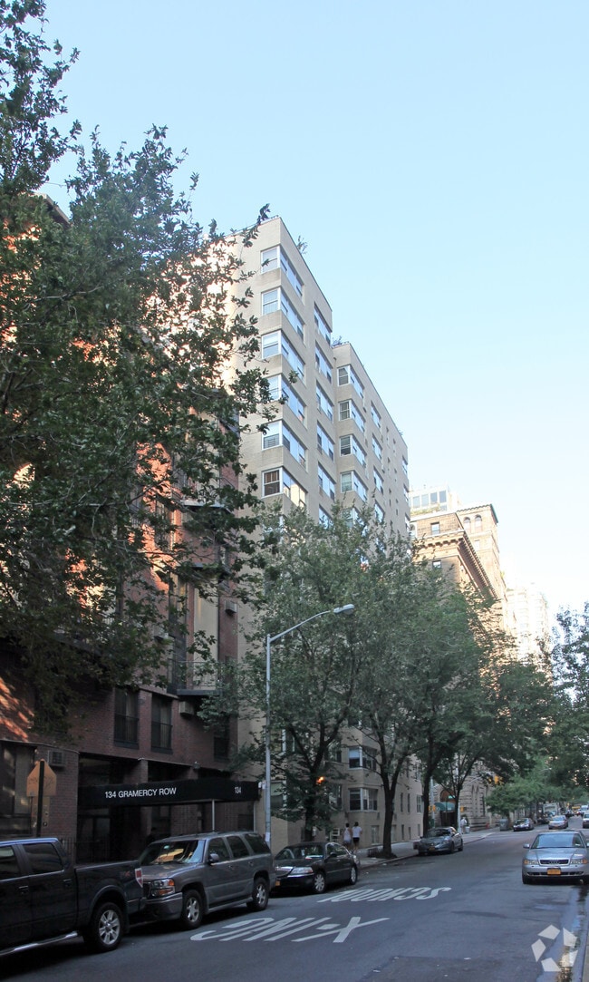 Building Photo - The Park Gramercy