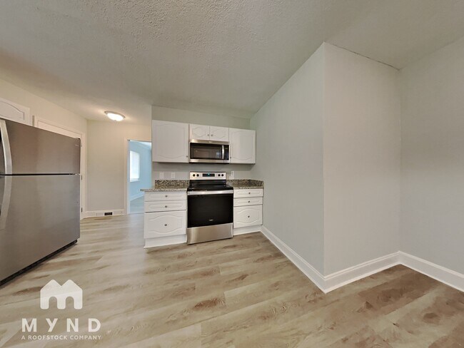 Foto del edificio - 4922 Statesville Rd