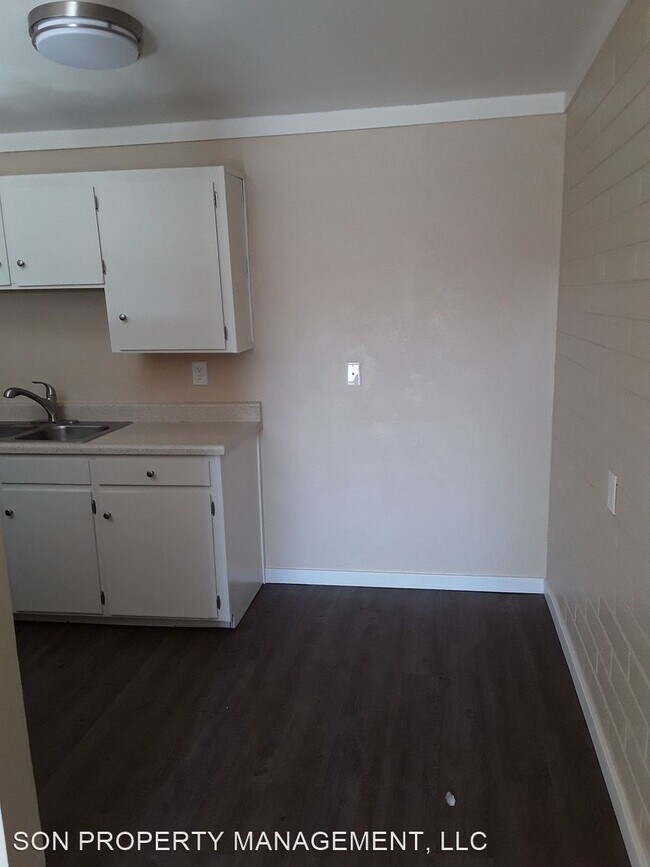 Foto del edificio - 435 E 18th St