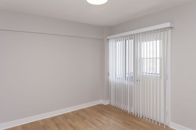 Building Photo - 3455 Rue Aylmer