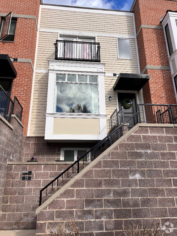 Downtown Hudson Apartments for Rent with a Garage Hudson, OH 1