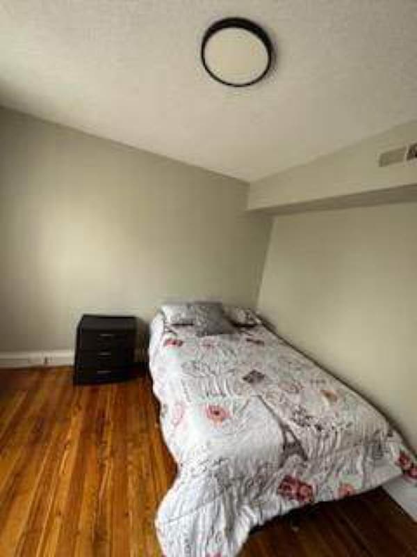 Foto del edificio - 35 Healey St