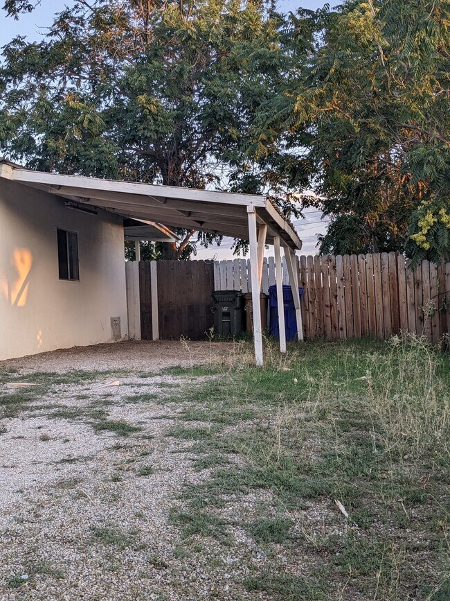 carport in front of house - 35450 Douglas Ln