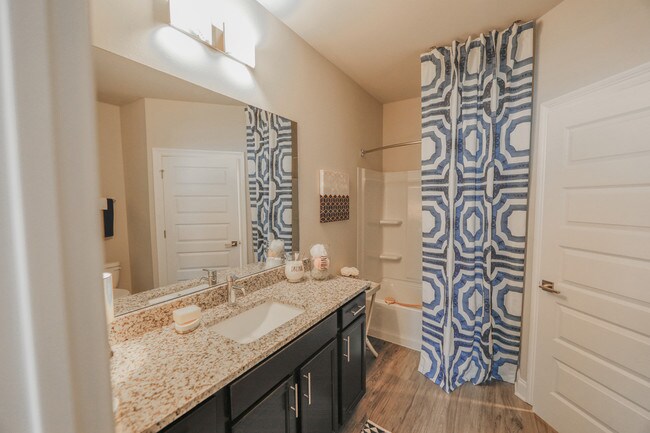 Bathroom - Silver Oaks Apartments