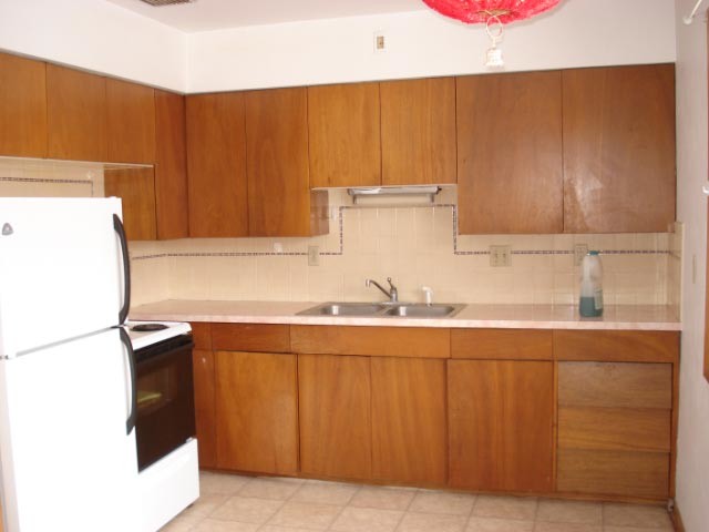 Primary Photo - 3316 Midway Dr