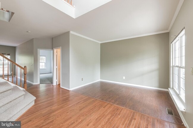 Building Photo - 43137 Binkley Cir