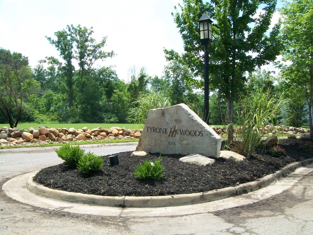 8378 Hogan Rd, Fenton, MI 48430 House Rental in Fenton, MI