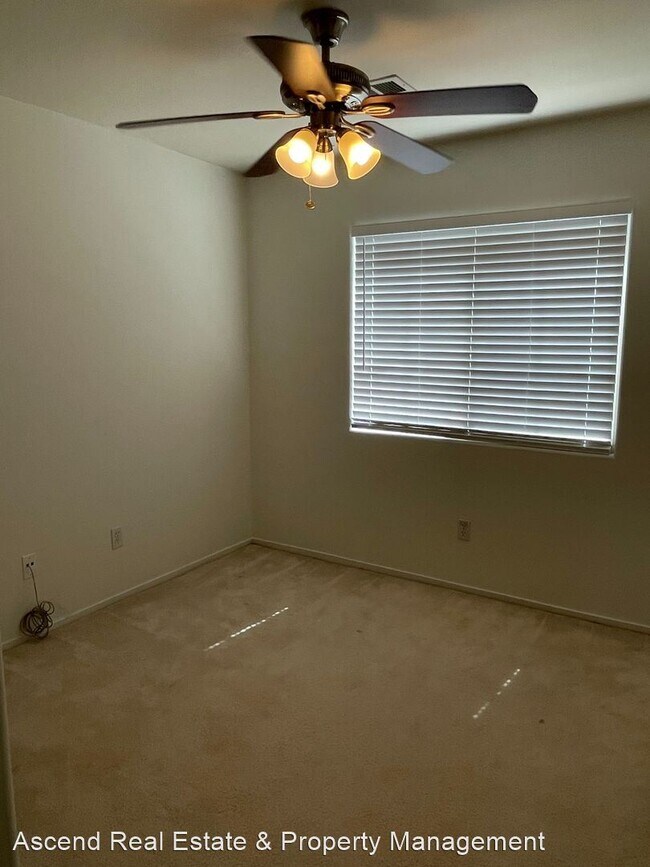 Building Photo - 3 br, 2 bath House - 10208 Pyramid Peak Dr