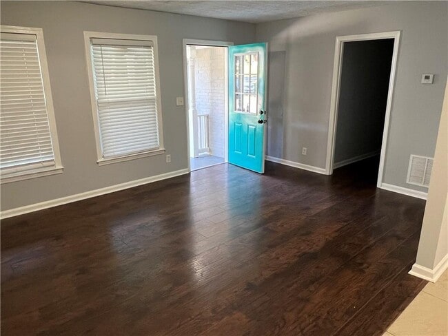 Building Photo - 420 Lockridge Ln