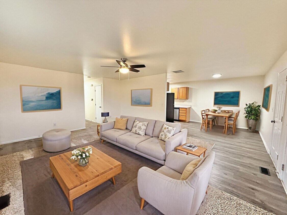 Foto principal - 632 E Clarion Dr