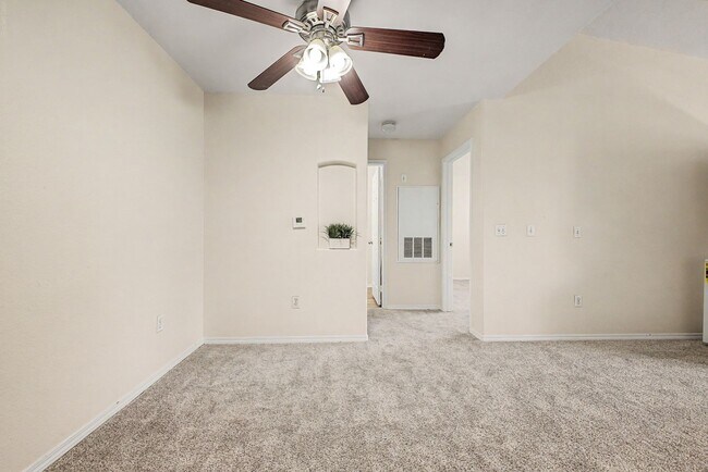 Foto del edificio - 4730 E Craig Rd