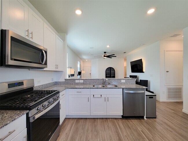 Foto del edificio - 17986 Plow Beam Dr