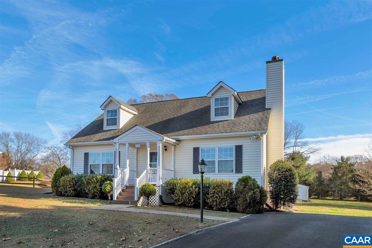 Primary Photo - 131 Millwood Dr