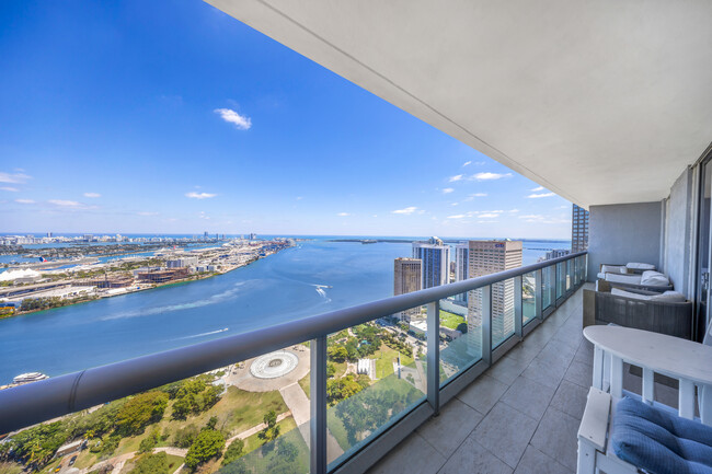 Foto del edificio - 50 Biscayne Blvd
