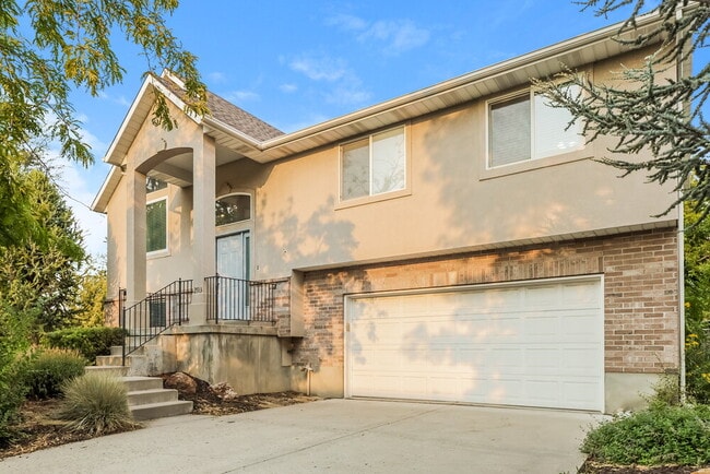 Building Photo - 2913 Garden Meadow Cove