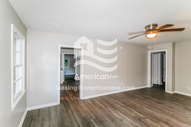 Foto del edificio - 106 Jones Pl