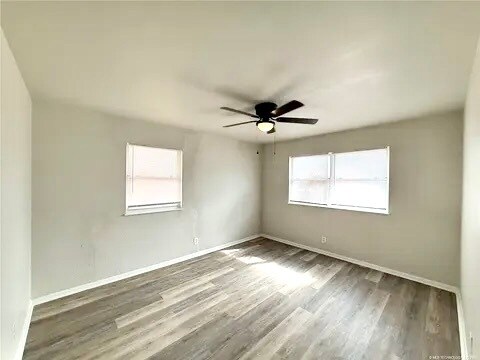 Building Photo - 525 Cottonwood St