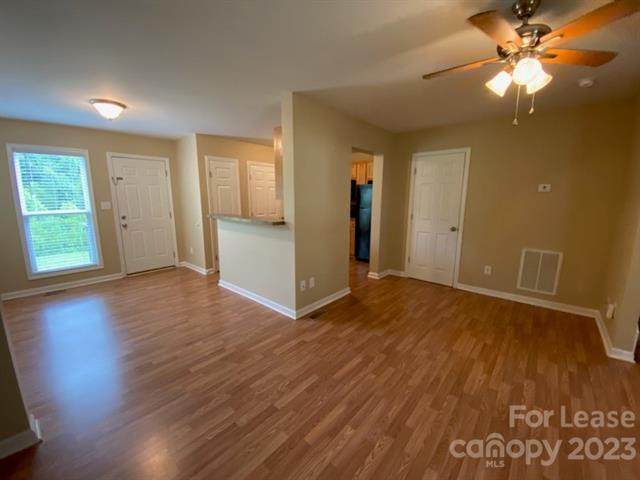 Building Photo - 5423 NC-150