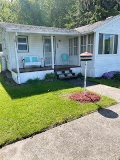 Foto del edificio - 274 Elk Creek Rd