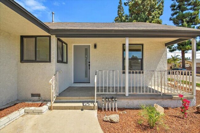 Building Photo - Newly upgraded 2 bed 2 bath home in Downey!