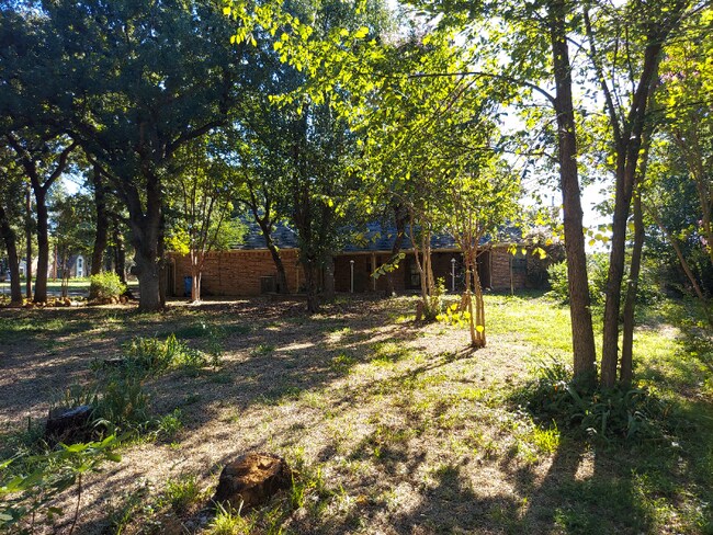 Building Photo - 2508 Brandon Ln