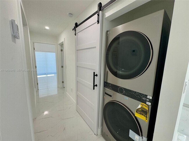 Foto del edificio - 421 NW 13th Ave