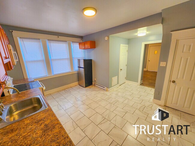 Building Photo - 2 bedroom apartment in Frankford