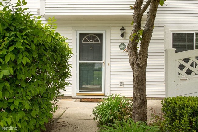 Building Photo - 2 br, 2.5 bath Condo - 22361 Atlantic Pointe