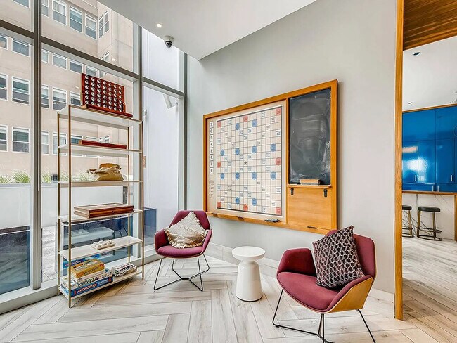 Building Photo - 834 S Michigan Ave