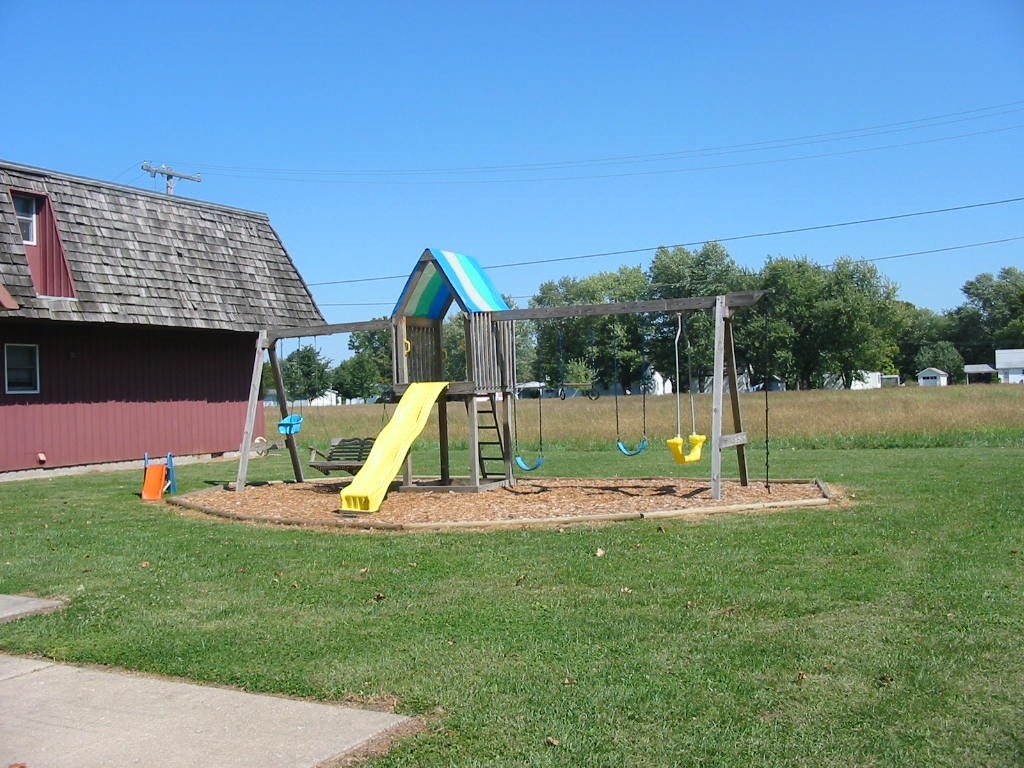 Primary Photo - Flora Meadows