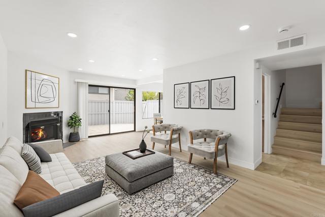 Building Photo - 3213 Via Marin