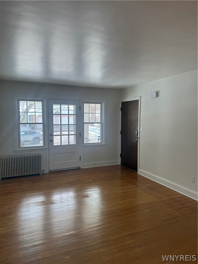 Foto del edificio - 153 Park Dr