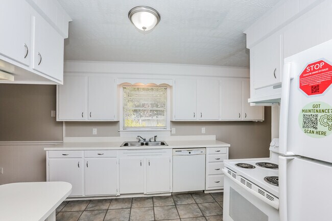 Foto del edificio - 817 Newland St