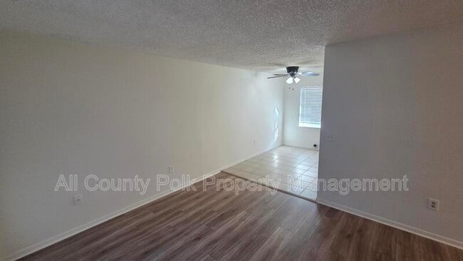 Foto del edificio - 915 Ariana St