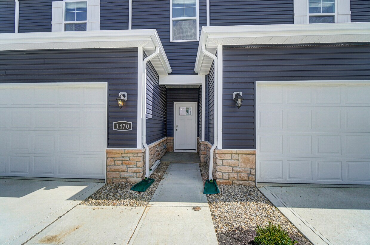 1470 Koppel Way Unit Koppel Way, Columbus, OH 43228 Condo for Rent in