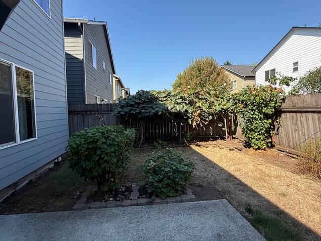 Building Photo - 9300 NE 81st St