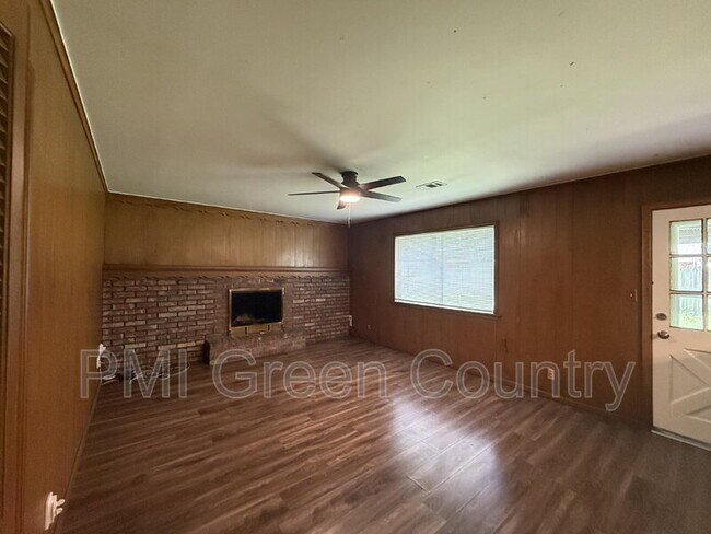 Foto del edificio - 8174 E 31st Pl