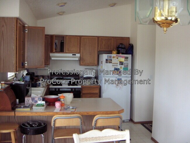 Building Photo - 2705 Manchester Dr