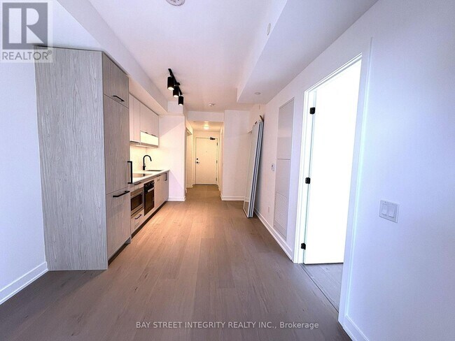 Photo du bâtiment - 91 Montclair Ave