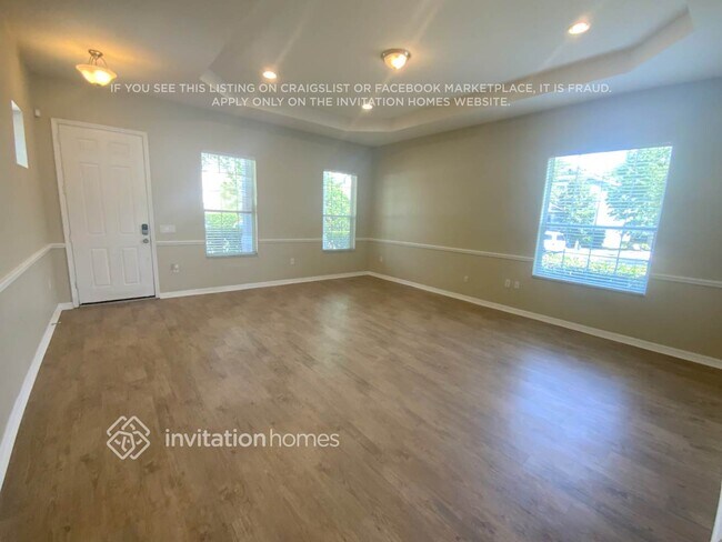 Foto del edificio - 3224 Bayflower Ave