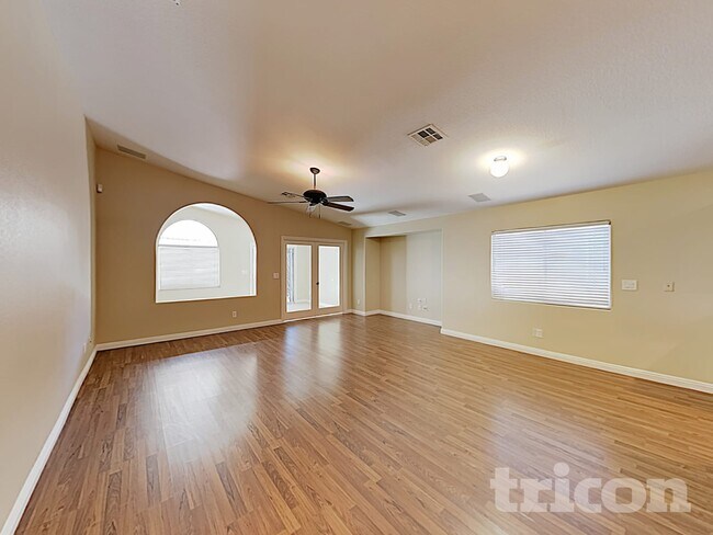 Foto del edificio - 2771 Bridleton Ave