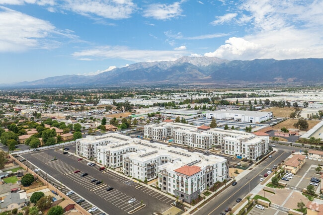Foto del edificio - Alta Westwind